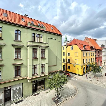 Copernicus Street Apartment - Broken Flowers And Twin Peaks Stary Toruń المظهر الخارجي الصورة