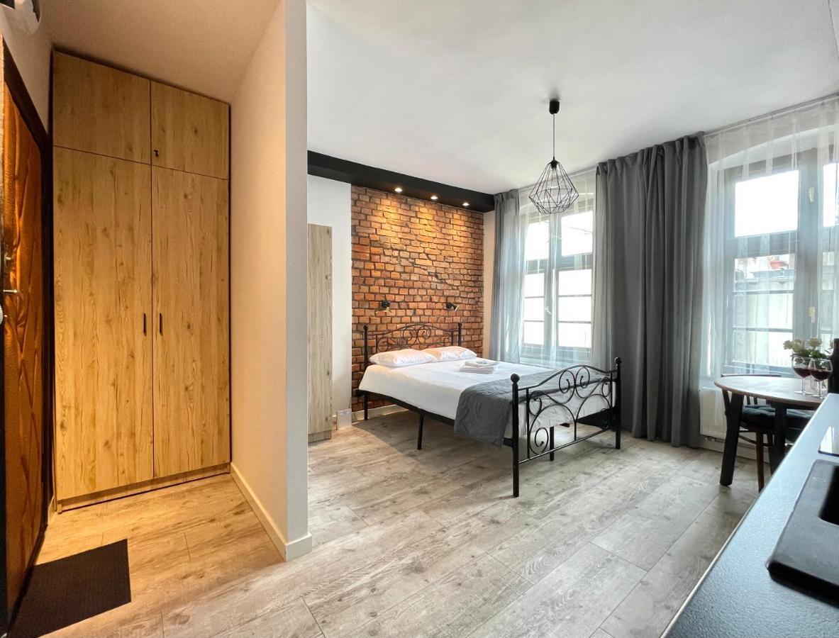 Copernicus Street Apartment - Broken Flowers And Twin Peaks Stary Toruń المظهر الخارجي الصورة
