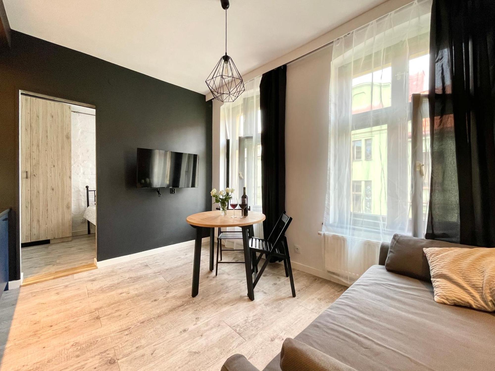 Copernicus Street Apartment - Broken Flowers And Twin Peaks Stary Toruń المظهر الخارجي الصورة